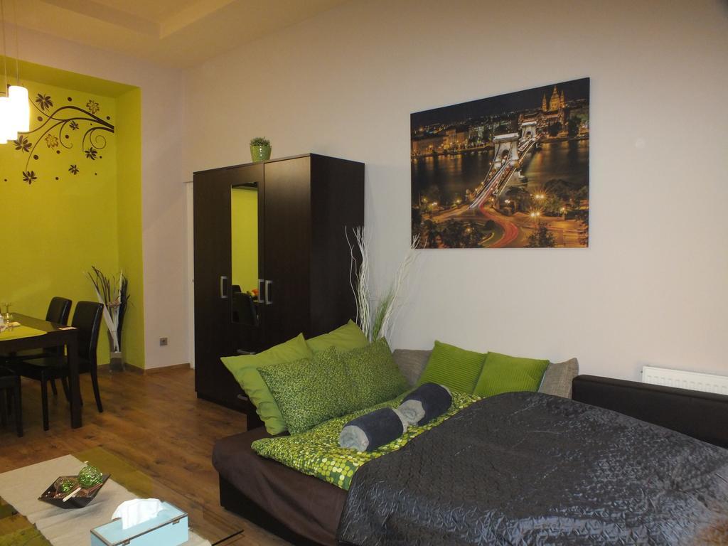 Standard Apartment By Hi5 - Feherhajo Budapest Room photo